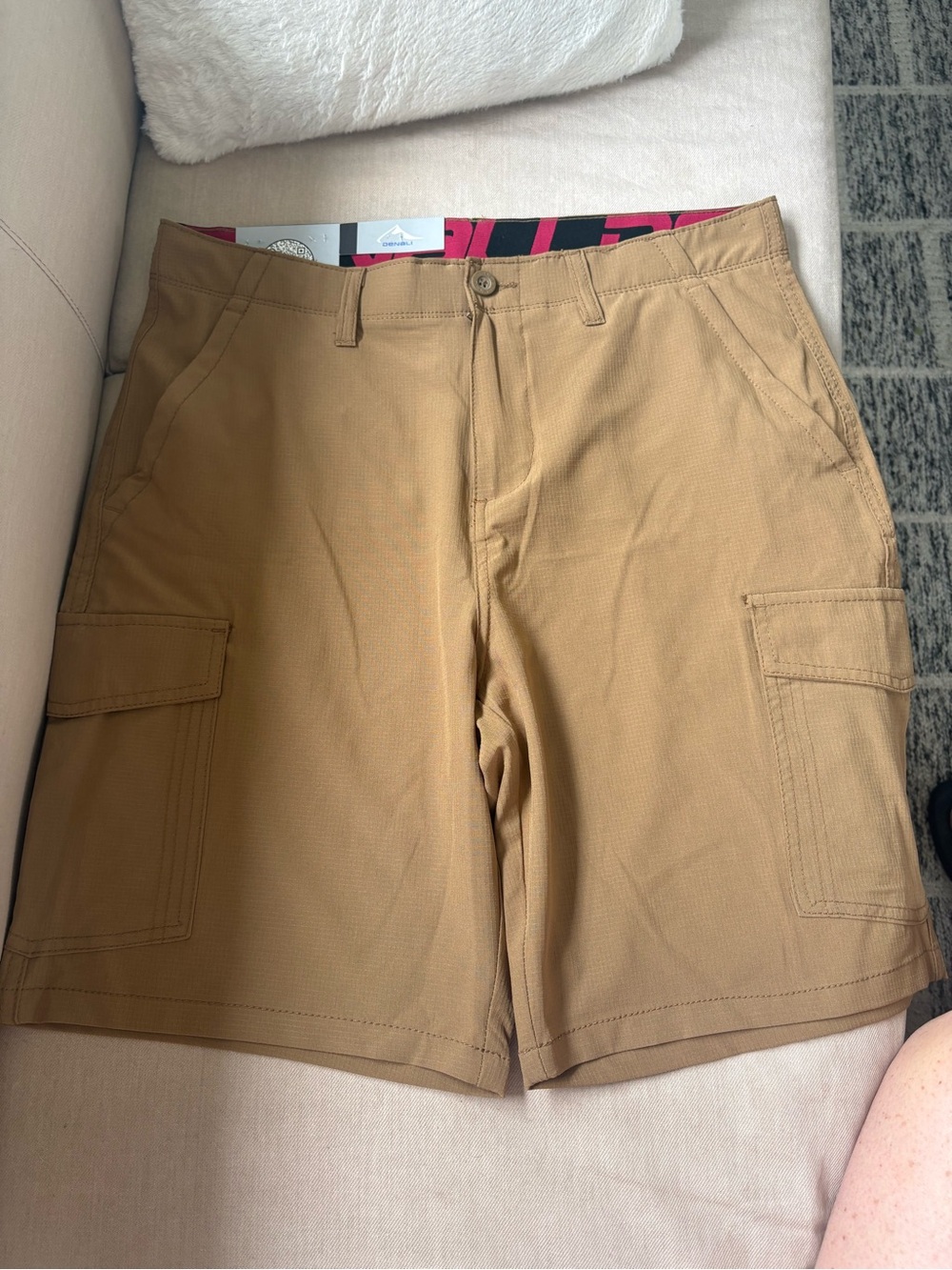 Men's Tan Cargo Shorts with Utility Pockets